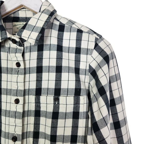 FILSON Alaskan Guide Shirt Womens Medium Cream Black Plaid Flannel Button Front - Picture 4 of 12